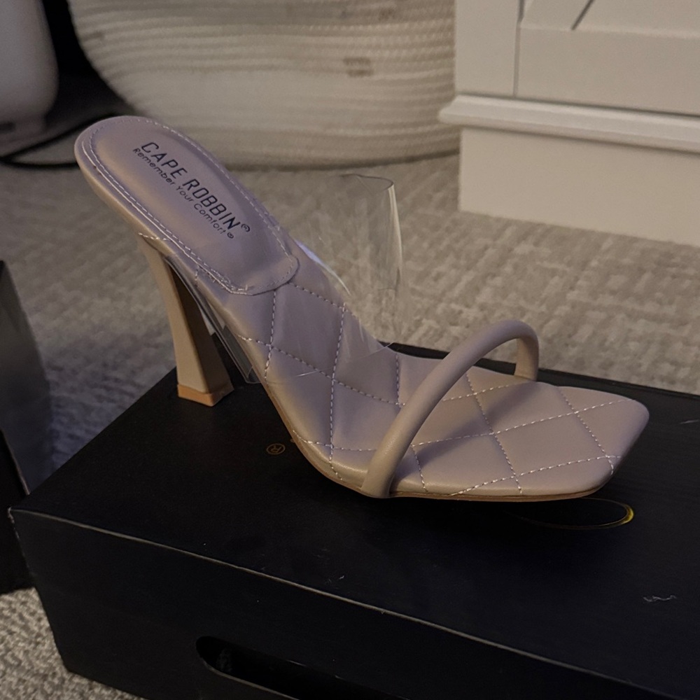 Cape Robbin Women's Taupe Quilted Heels